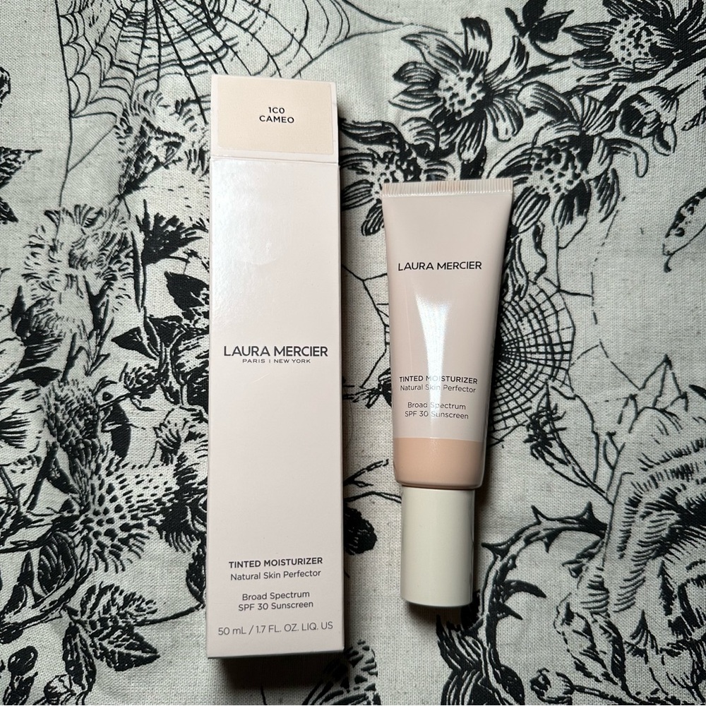 Laura Mercier NIB Tinted Moisturizer